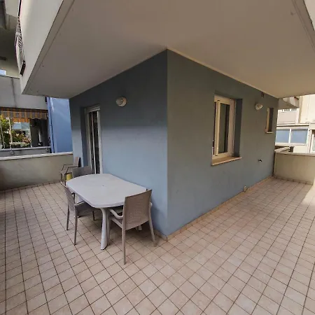 Residenza Cavalcanti Mare Риччоне